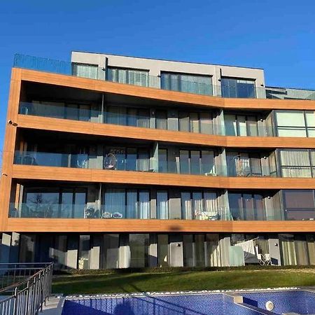 Lovely And Quiet Flat Wmn15 With Terrace/Pool Варна Екстер'єр фото