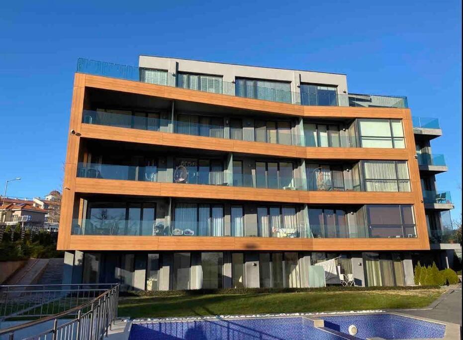 Lovely And Quiet Flat Wmn15 With Terrace/Pool Варна Екстер'єр фото